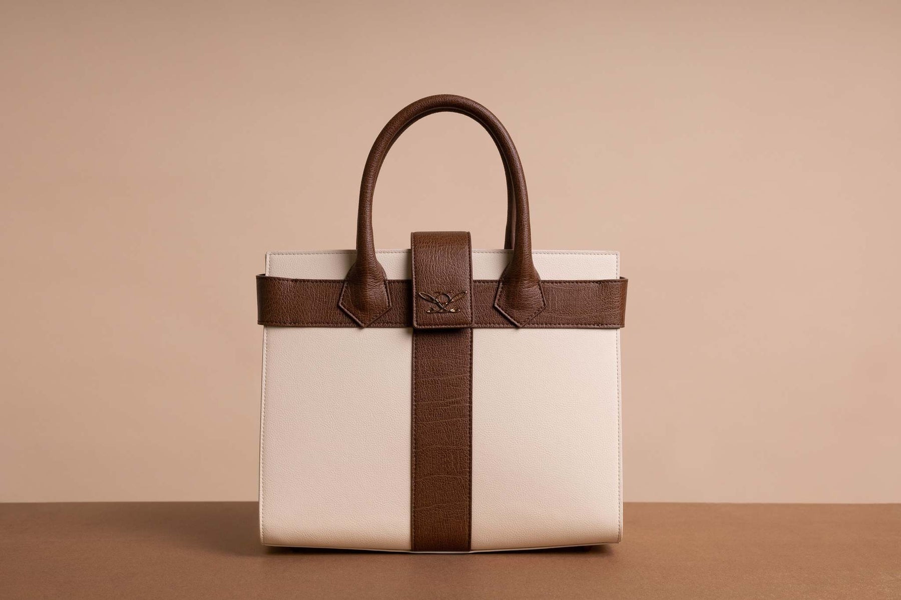 LOU Handle Bag