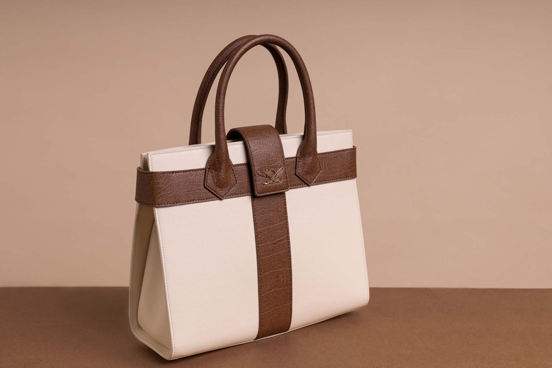 LOU Handle Bag